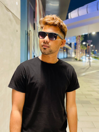 Round Neck Black Plain T-Shirt